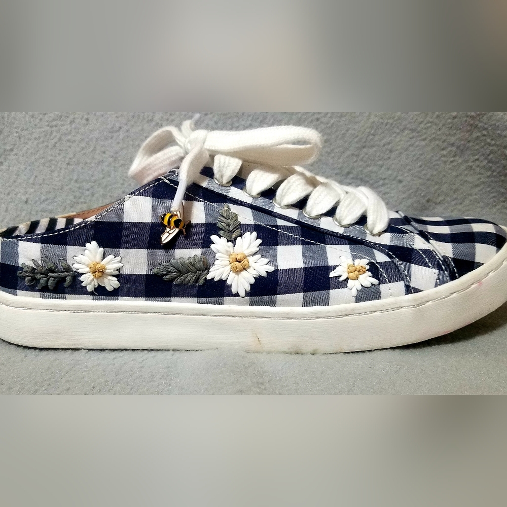Betsey Johnson Bumblebee Sneakers tennis shoes Slides Gingham Women's 6.5 6 1/2
